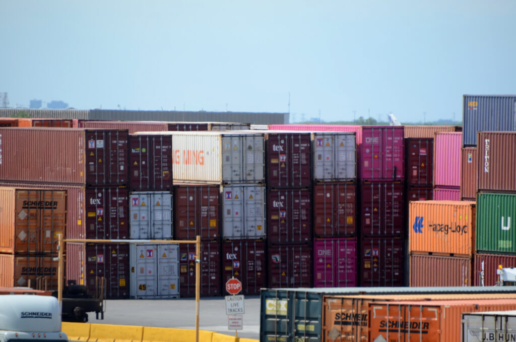 Aranzels internacionals i mercat immobiliari: s'acosten problemes seriosos a Espanya?